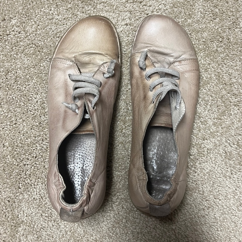 Handmade Spanish leather slip on shoes
